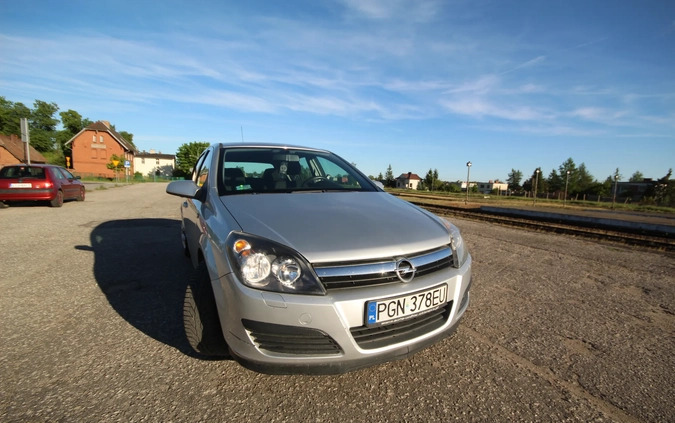 Opel Astra cena 10900 przebieg: 264465, rok produkcji 2006 z Tuchola małe 466